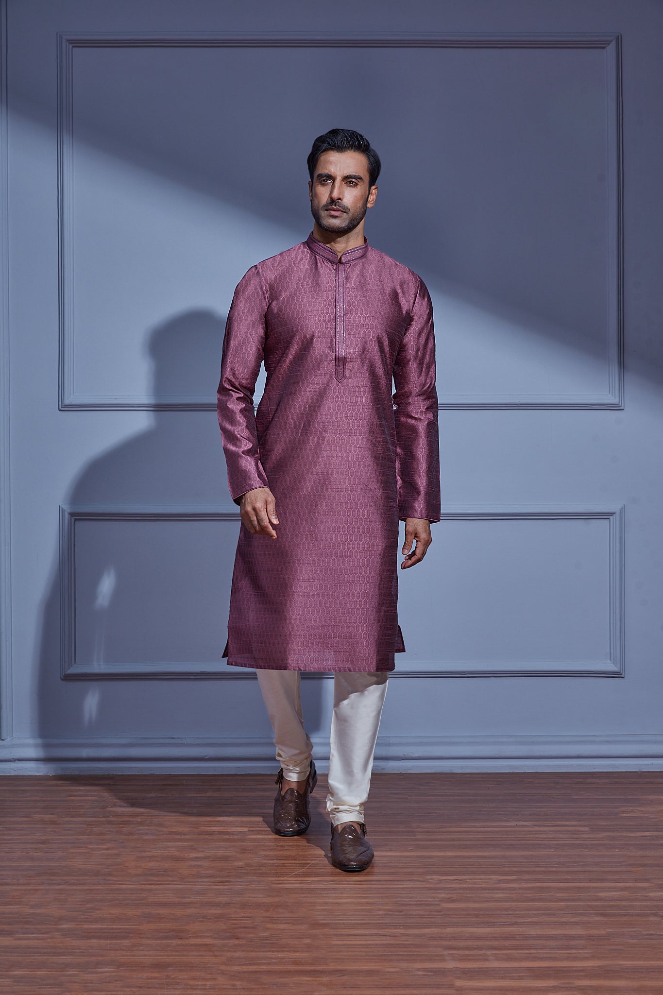 NOMADIC FUCHSIA CAPE KURTA SET